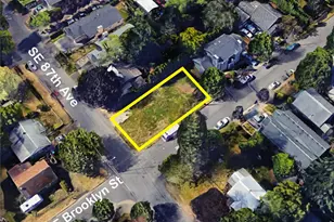 8680 SE Brooklyn St, Portland, OR 97266 - Photo 1
