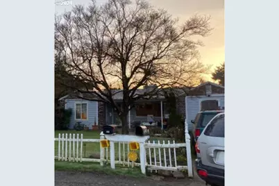 1042 1048 SE 151st Ave, Portland, OR 97233 - Photo 1