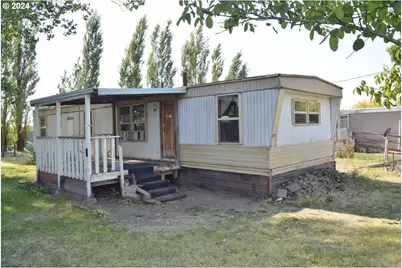 134 Van Buren St, Athena, OR 97813 - Photo 1