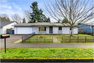 3803 NE 124th Ave, Vancouver, WA 98682 - Photo 1