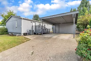 655 NE Burnett Rd, McMinnville, OR 97128 - Photo 1