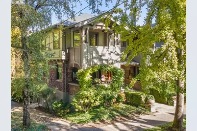 1837 SW Elm St #1, Portland, OR 97201 - Photo 1