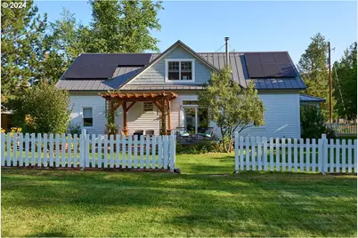 308 S Alder St, Wallowa, OR 97885 - Photo 1