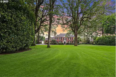 12334 S Edgecliff Rd, Portland, OR 97219 - Photo 1