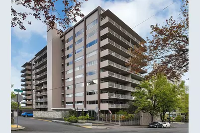 2323 SW Park Pl #302, Portland, OR 97205 - Photo 1