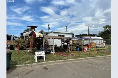 34189 Del Monte Ave, Eugene, OR 97405 - Photo 1