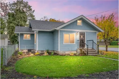 1010 S 7th Ave, Kelso, WA 98626 - Photo 1