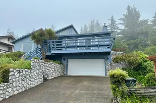 735 Prefontaine, Coos Bay, OR 97420 - Photo 1