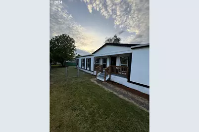 1145 SW Cypress St #63, McMinnville, OR 97128 - Photo 1