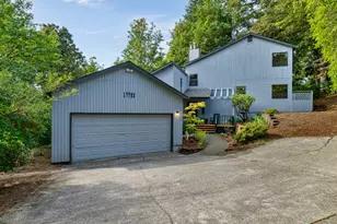 17783 Overlook Cir, Lake Oswego, OR 97034 - Photo 1