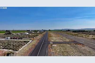 Christmas Valley Hwy #TL 200, Christmas Valley, OR 97641 - Photo 1