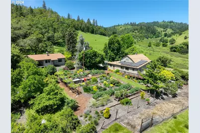1262 Kester Rd, Roseburg, OR 97470 - Photo 1