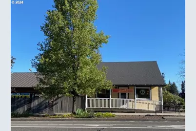 38687 Proctor Blvd, Sandy, OR 97055 - Photo 1