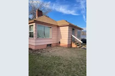 3214 W 10th St, The Dalles, OR 97058 - Photo 1