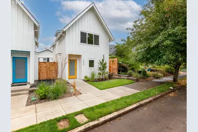 2293 N Humboldt St, Portland, OR 97217 - Photo 1