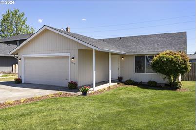 7417 NE 161st Pl, Vancouver, WA 98662 - Photo 1