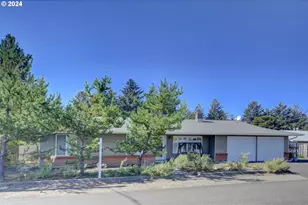 486 Ridge Dr, Gearhart, OR 97138 - Photo 1