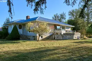 303 SW 2nd St, Enterprise, OR 97828 - Photo 1