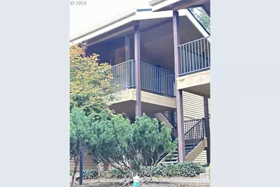 9852 SE Talbert St, Clackamas, OR 97015 - Photo 1