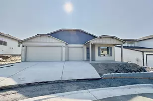 1744 NE 9th Ct, Hermiston, OR 97838 - Photo 1