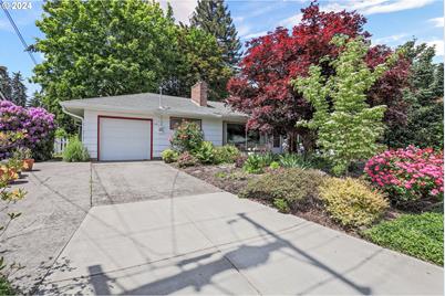 1324 Hawthorne St, Forest Grove, OR 97116 - Photo 1