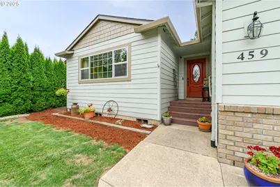 459 SW Howard Dr, McMinnville, OR 97128 - Photo 1