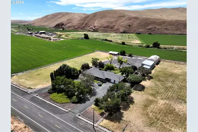 980 Highway 74, Ione, OR 97843 - Photo 1