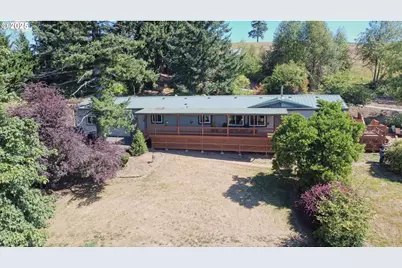 256 Simmons Spur Rd, Kalama, WA 98625 - Photo 1