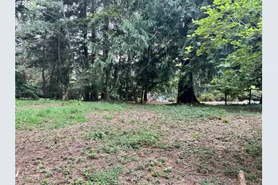 Crest Dr #300, Astoria, OR 97103 - Photo 1