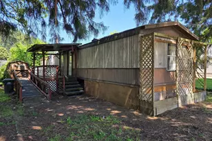 440 Division Ave, Drain, OR 97435 - Photo 1