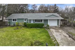 202 Corcoran Ln, Central Point, OR 97502 - Photo 1