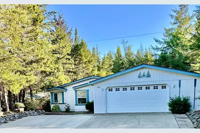 402 Sherwood Loop, Florence, OR 97439 - Photo 1