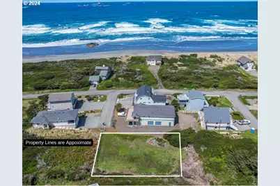 Boulder Pl #5600, Gold Beach, OR 97444 - Photo 1