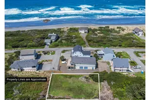 Boulder Pl, Gold Beach, OR 97444 - Photo 1