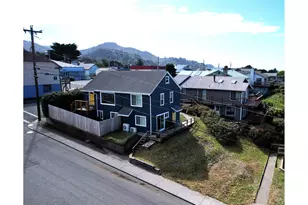 29840 Mary St, Gold Beach, OR 97444 - Photo 1