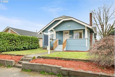 320 17th Ave - Photo 1