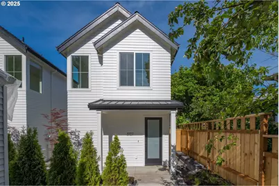 3727 N Michigan Ave, Portland, OR 97227 - Photo 1