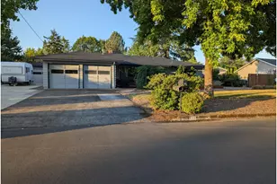 986 NE Queens Ln, Hillsboro, OR 97124 - Photo 1