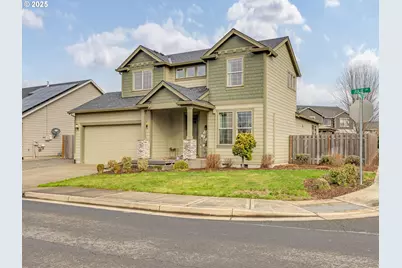 907 Julie Ln, Molalla, OR 97038 - Photo 1