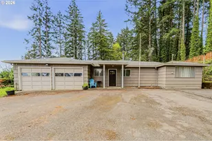 203 5th Ave, Sweet Home, OR 97386 - Photo 1
