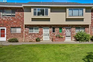 1824 NE Hogan Dr, Gresham, OR 97030 - Photo 1