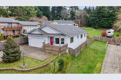 780 H St, Coos Bay, OR 97420 - Photo 1