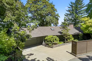 2850 SW Fairmount Blvd, Portland, OR 97239 - Photo 1