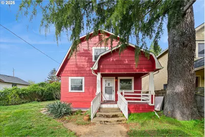 8939 N Courtenay Ave, Portland, OR 97203 - Photo 1