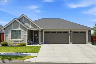 855 NE Hudspeth Cir, Prineville, OR 97754 - Photo 1