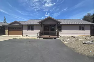 5137 Grange Rd, Roseburg, OR 97471 - Photo 1