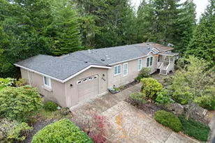 325 Jonathan Ln, Florence, OR 97439 - Photo 1