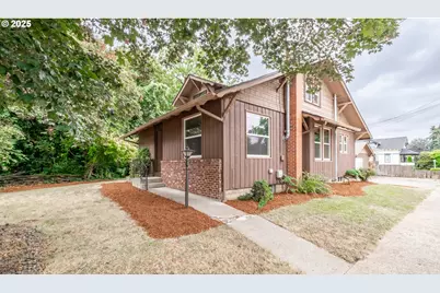 708 Hiatt St, Lebanon, OR 97355 - Photo 1