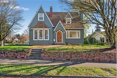 1708 SE 76th Ave, Portland, OR 97215 - Photo 1