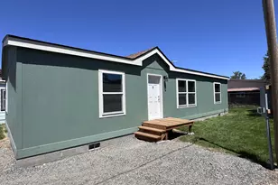 2130 9th St, Baker City, OR 97814 - Photo 1